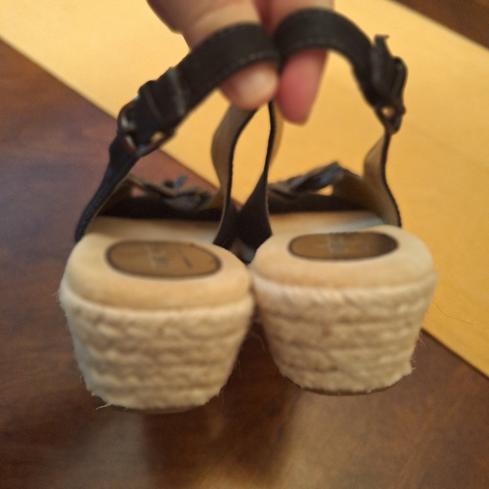 Softspots Black Espadrilles Canvas Sling Back Style 7.5 CUTE! - Picture 12 of 16